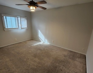 6886 Canary Meadow Dr - Photo Thumbnail 10