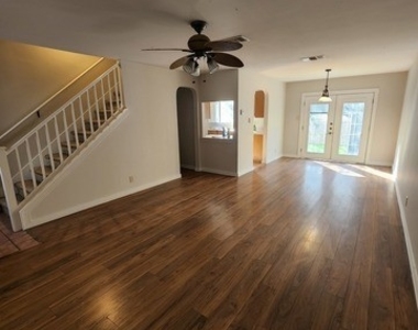 6886 Canary Meadow Dr - Photo Thumbnail 3