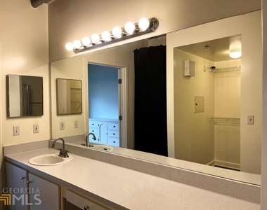 800 Peachtree St Ne  #1206 - Photo Thumbnail 2