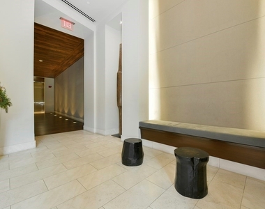 285 Columbus Avenue Unit 605 - Photo Thumbnail 20