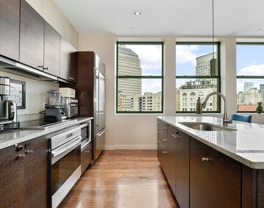 285 Columbus Avenue Unit 605 - Photo Thumbnail 5