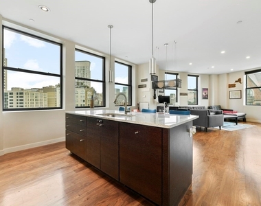 285 Columbus Avenue Unit 605 - Photo Thumbnail 3