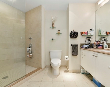 285 Columbus Avenue Unit 605 - Photo Thumbnail 11