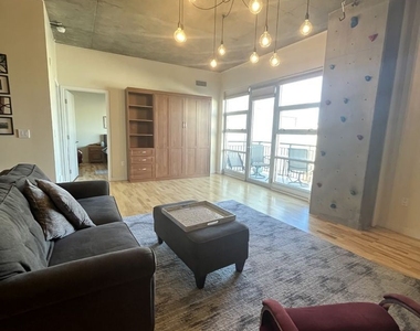 3601 Arapahoe Ave #407 - Photo Thumbnail 33