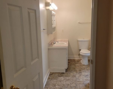 2542 Se 9th Ct 2542 - Photo Thumbnail 15