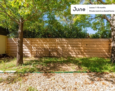 1008 Glen Oaks Court, Austin, Tx, 78702 - Photo Thumbnail 28