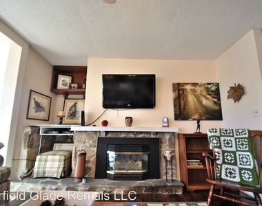 74 Lakeshore Ct Unit 84 - Photo Thumbnail 4