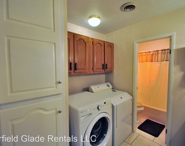 74 Lakeshore Ct Unit 84 - Photo Thumbnail 10