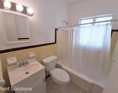 10218 Gulf Blvd Unit 4 - Photo Thumbnail 4