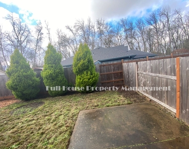 3386 Arrowhead St. - Photo Thumbnail 10