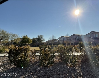 3211 Camellia Bank Avenue - Photo Thumbnail 22