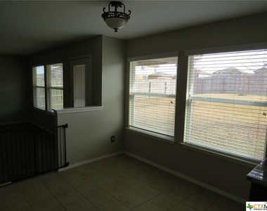 5100 Lions Gate Lane - Photo Thumbnail 5