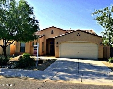 3363 E Roadrunner Drive - Photo Thumbnail 1