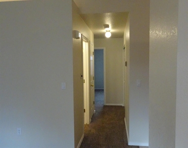 2194 Canyon Vista Drive - Photo Thumbnail 3