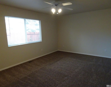 2194 Canyon Vista Drive - Photo Thumbnail 6