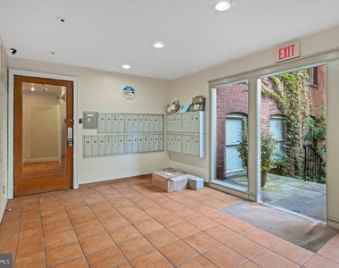 1720 Lombard Street - Photo Thumbnail 19