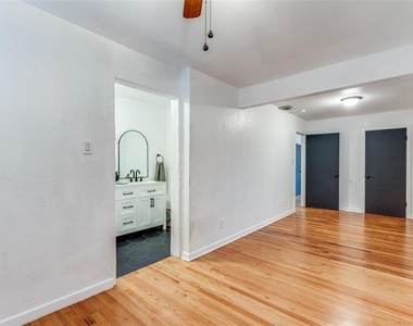 2105 Harrison Avenue - Photo Thumbnail 19