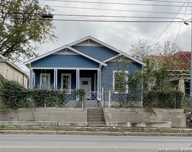 1818 E Houston St - Photo Thumbnail 0