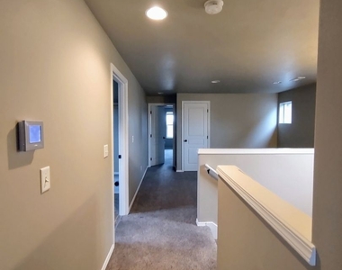 5729 Avalon Street - Photo Thumbnail 11