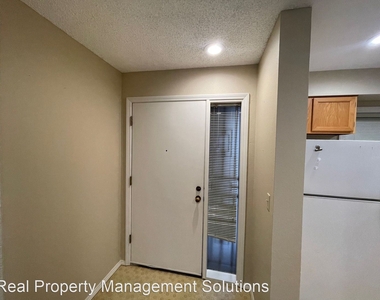 5250 S Landing Dr #206 - Photo Thumbnail 1