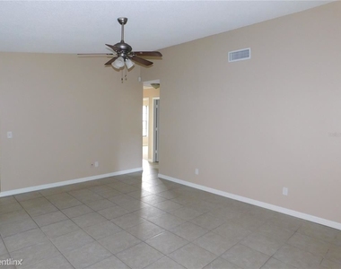 1526 R Thistledown Drive - Photo Thumbnail 2