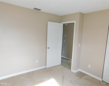 1526 R Thistledown Drive - Photo Thumbnail 15