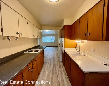 Cedar Apartments, 572 W. 12th Avenue - Photo Thumbnail 2