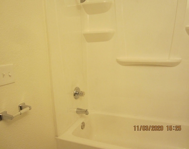 24290 Lamont Dr - Photo Thumbnail 13