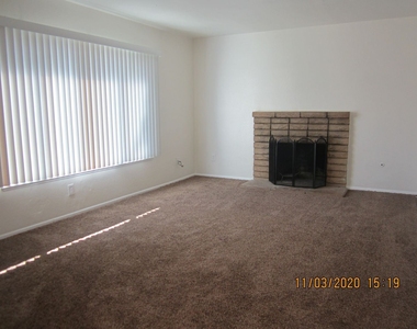 24290 Lamont Dr - Photo Thumbnail 3