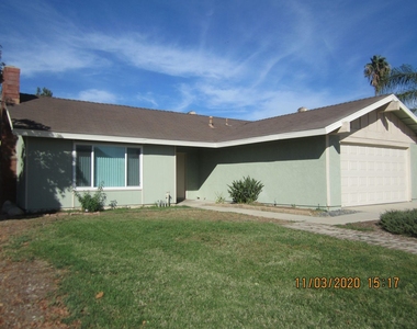 24290 Lamont Dr - Photo Thumbnail 1