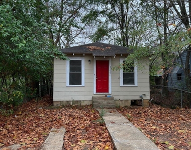 3106 Desoto St - Photo Thumbnail 1