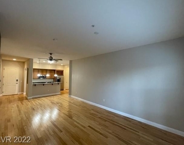 44 East Serene Avenue - Photo Thumbnail 9