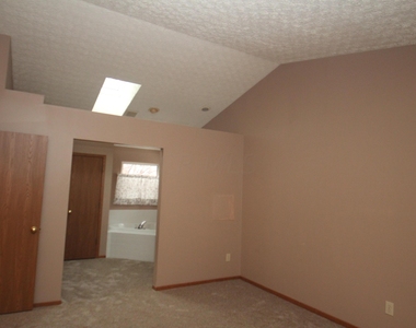 7782 Tokatee Drive - Photo Thumbnail 11