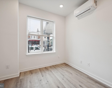 3458 Frankford Avenue - Photo Thumbnail 6