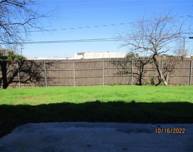 3605 San Ramon Drive - Photo Thumbnail 9