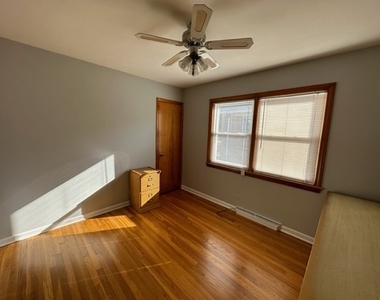 2920 N Sayre Avenue - Photo Thumbnail 7