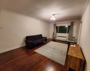 25-44 81st Street - Photo Thumbnail 8