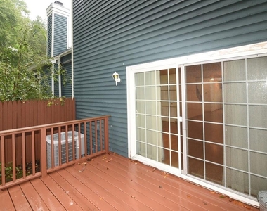 1102 Somerset Knoll - Photo Thumbnail 25