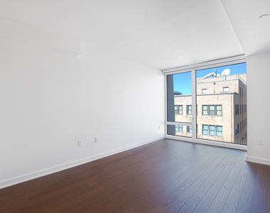 400 West 113th Street - Photo Thumbnail 1