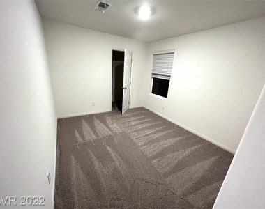 5728 Prima Street - Photo Thumbnail 11