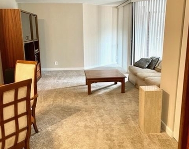 1099 22nd St Nw #207 - Photo Thumbnail 11