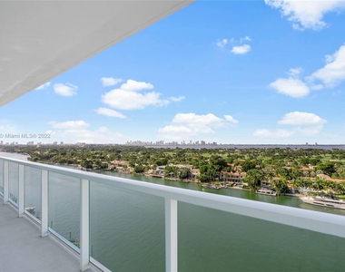 5750 Collins Ave - Photo Thumbnail 11