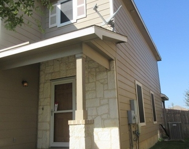 447 Walnut Crest - Photo Thumbnail 1