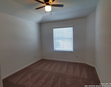 2705 Coral Valley - Photo Thumbnail 26