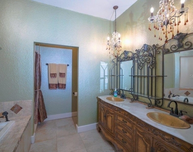 9214 Riverview Drive - Photo Thumbnail 13