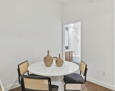 116 John Street - Photo Thumbnail 3