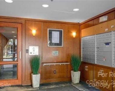 310 Arlington Avenue - Photo Thumbnail 32