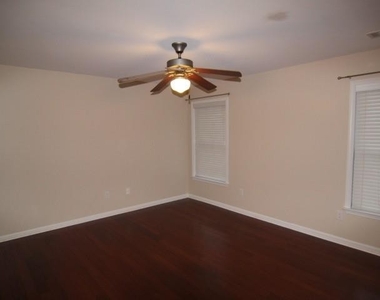 362 Saint Claire Drive - Photo Thumbnail 20