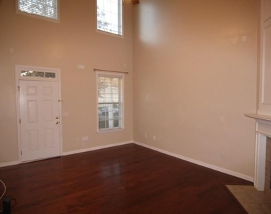 362 Saint Claire Drive - Photo Thumbnail 1