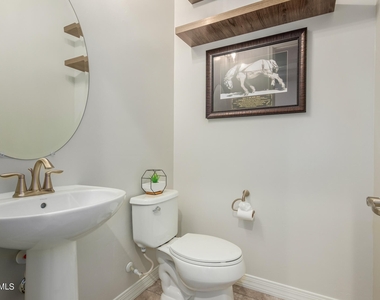 9345 W White Feather Lane - Photo Thumbnail 27